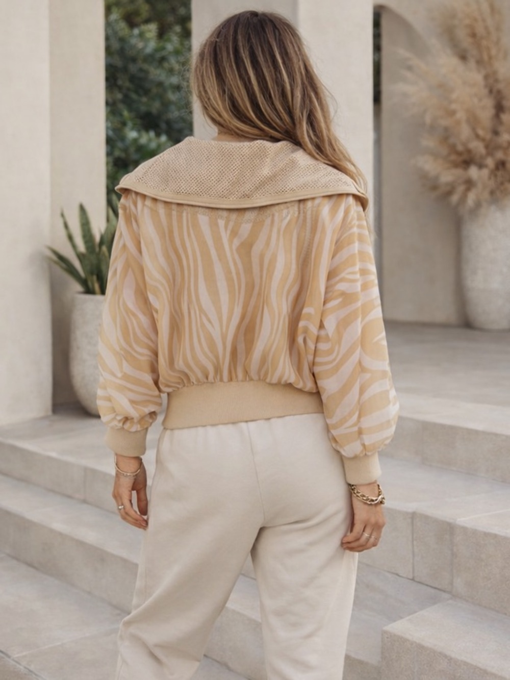 Free People Movement Zebra Print Cropped Windbreaker Pullover S - Picture 2 of 8